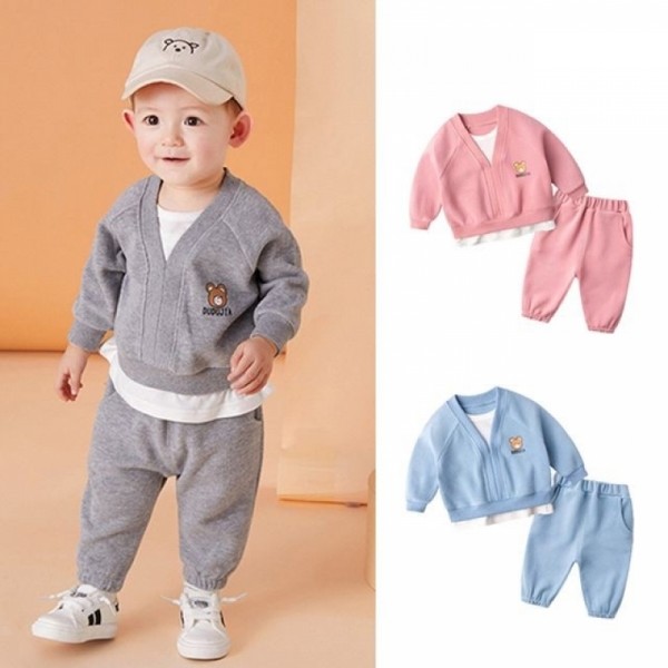 잇썸몰,V 넥라인 곰돌이 긴팔 유아 상하복(80-120)204614